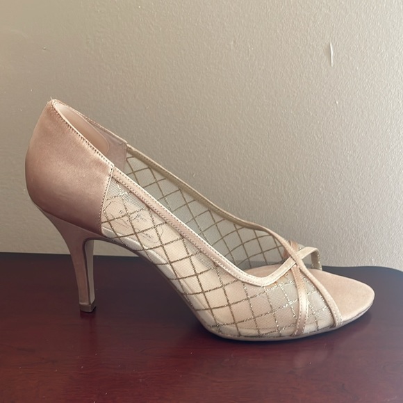 Touch of Nina Shoes - Satin Gold Peep-toe Pump